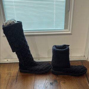 UGG Black Winter Boots Cozy Durable Design